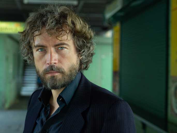 Copyright: Oliver Byunggyu Woo